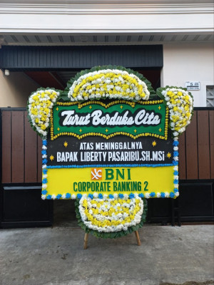 Papan Bunga Duka di Candimulyo